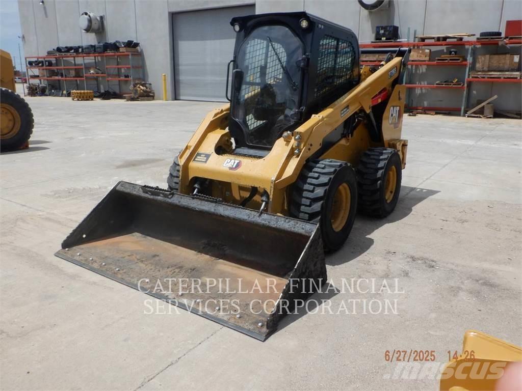 CAT 272D3 Skid steer mini nakladalci