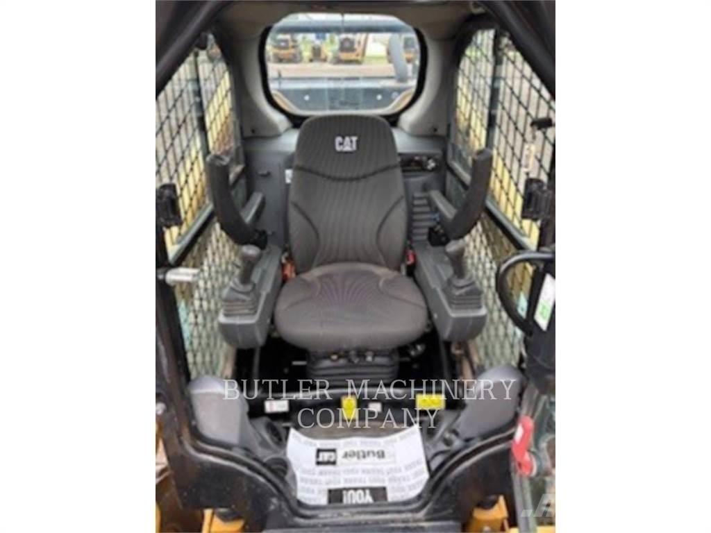 CAT 272D3 Skid steer mini nakladalci