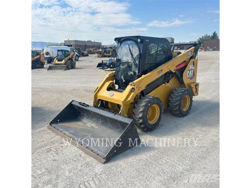 CAT 272D3 Skid steer mini nakladalci