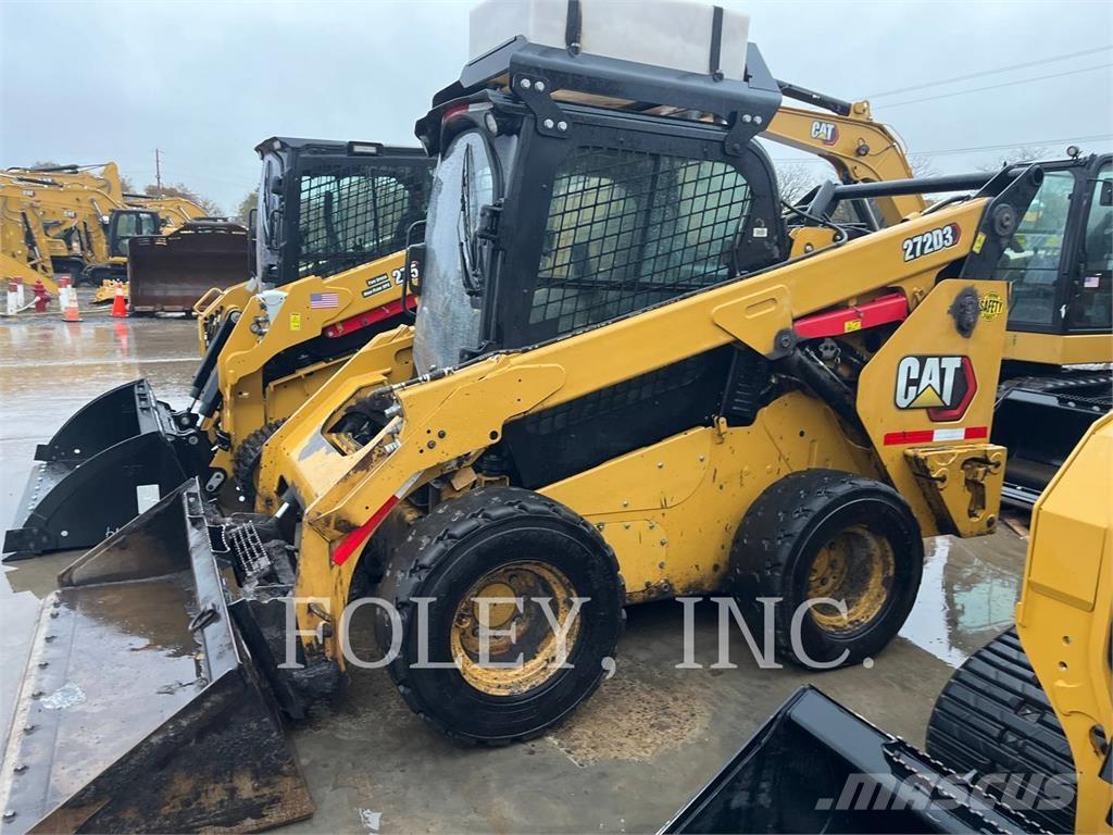 CAT 272D3 Skid steer mini nakladalci