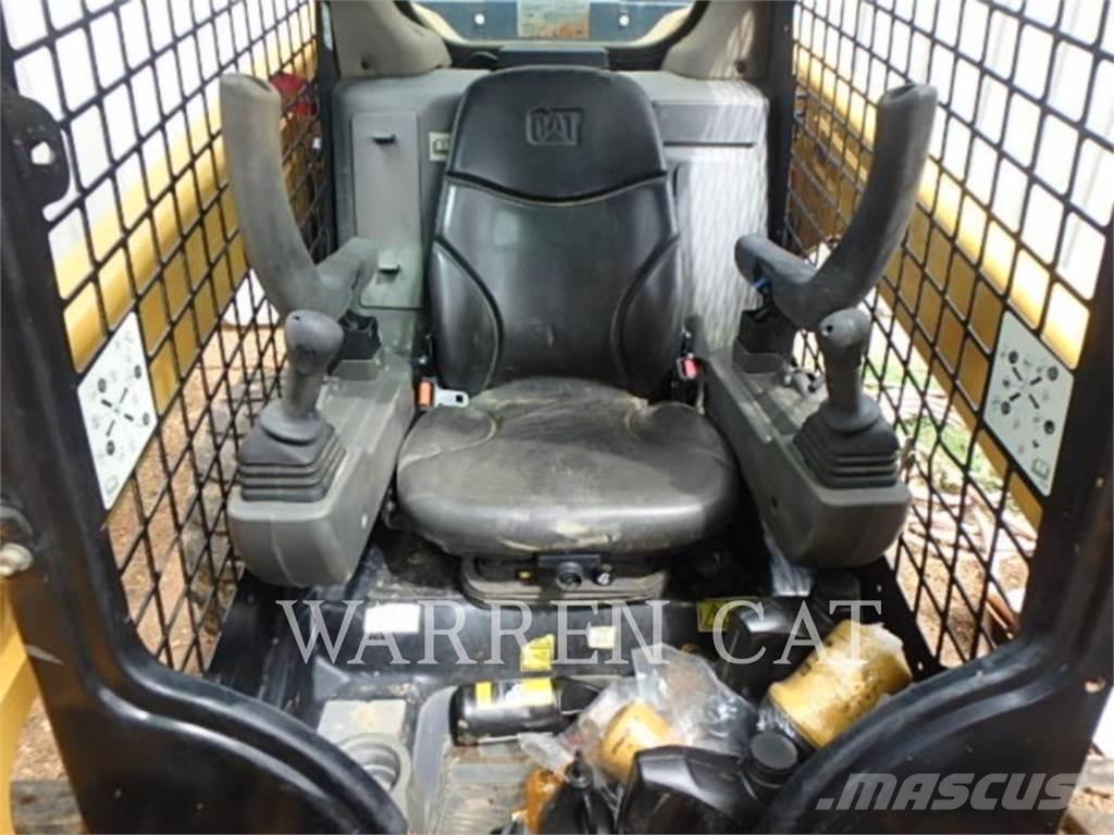 CAT 272D3 C1H2 Skid steer mini nakladalci