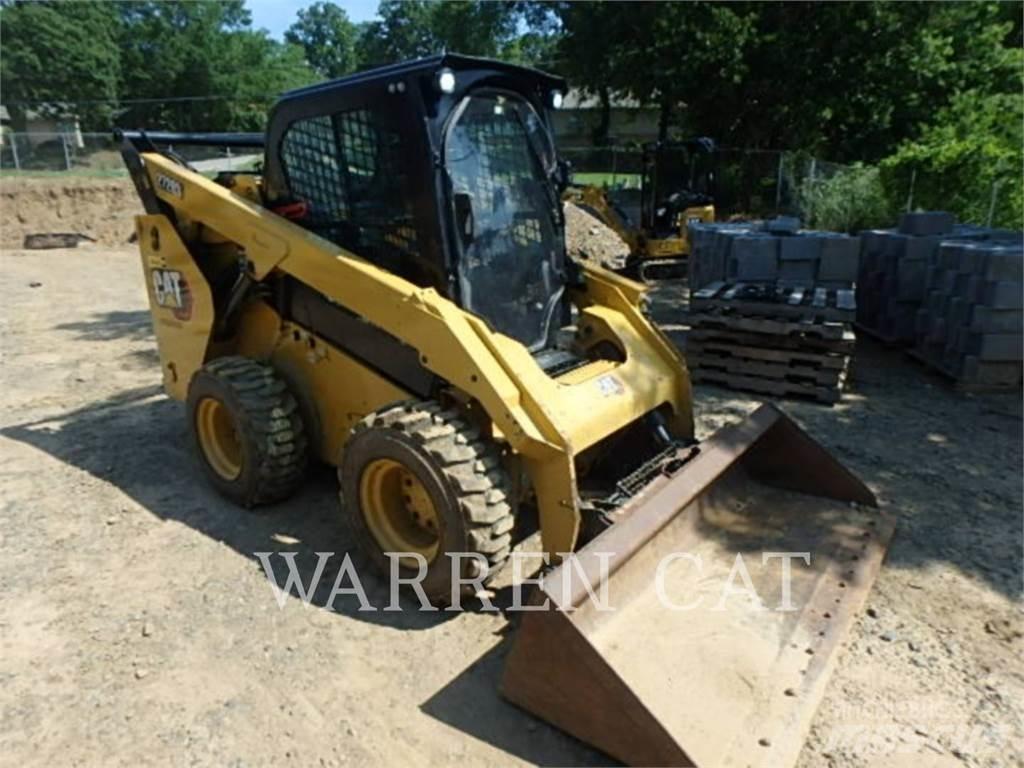 CAT 272D3 C3H1 Skid steer mini nakladalci