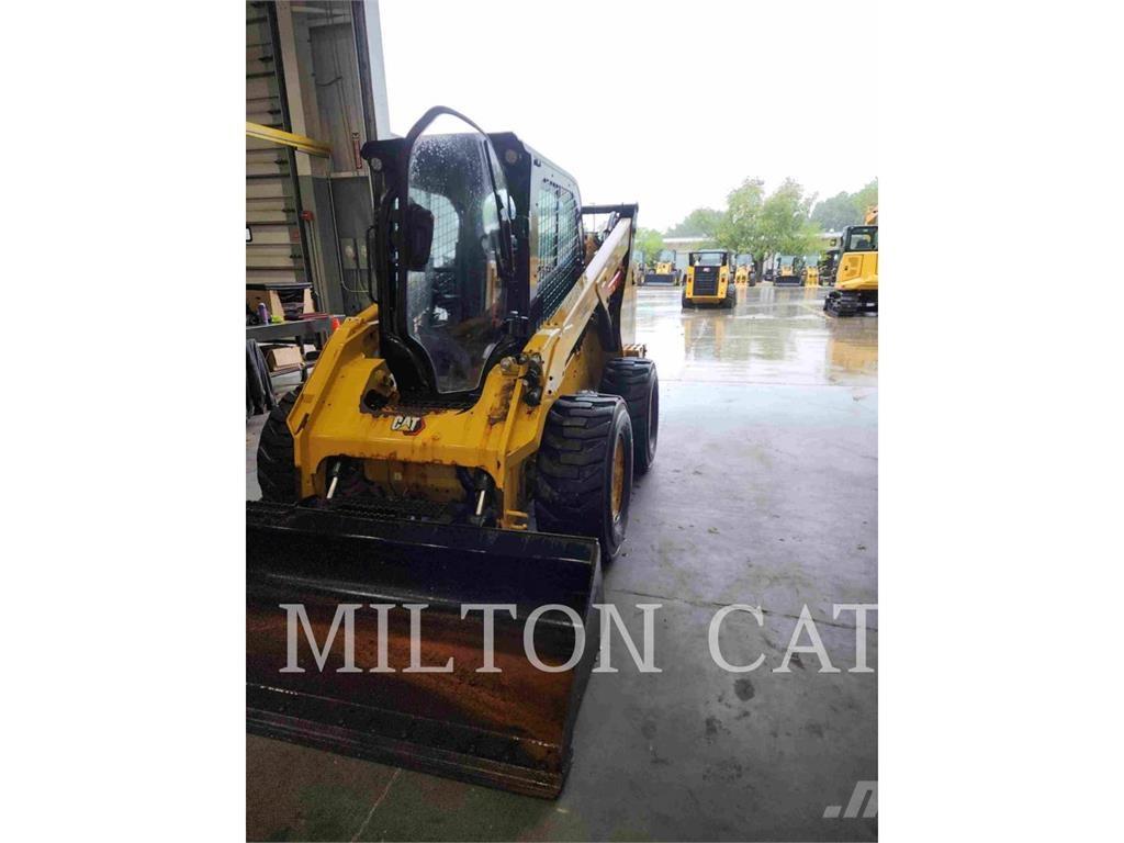 CAT 272D3 XHP Skid steer mini nakladalci