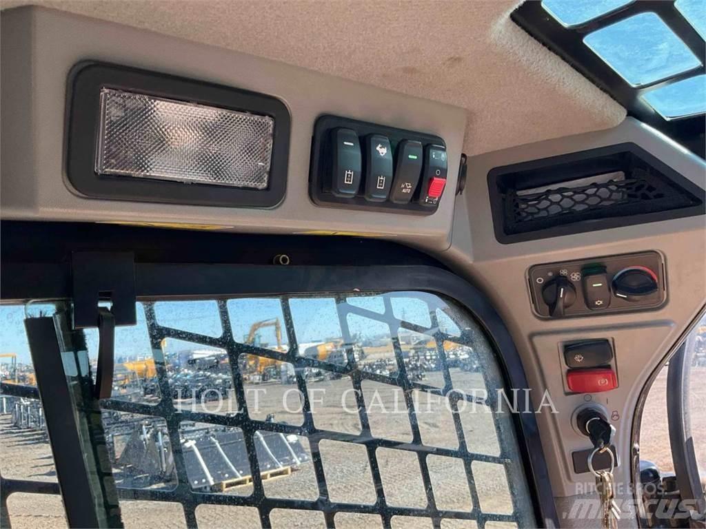 CAT 272D3XE Skid steer mini nakladalci