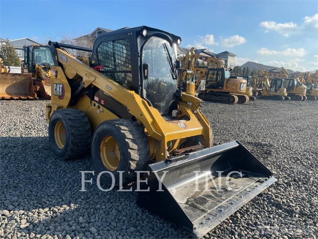 CAT 272D3XE Skid steer mini nakladalci