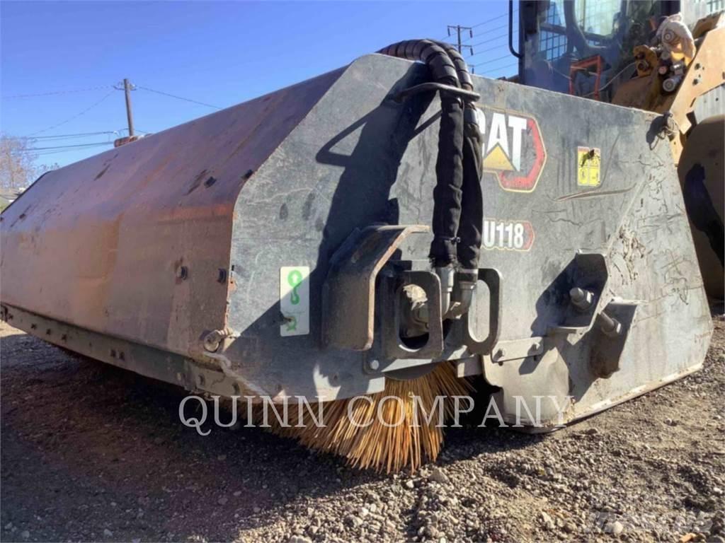 CAT 272D3XE Skid steer mini nakladalci