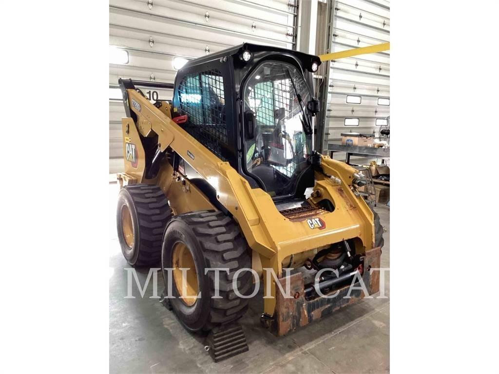 CAT 272D3XE Skid steer mini nakladalci