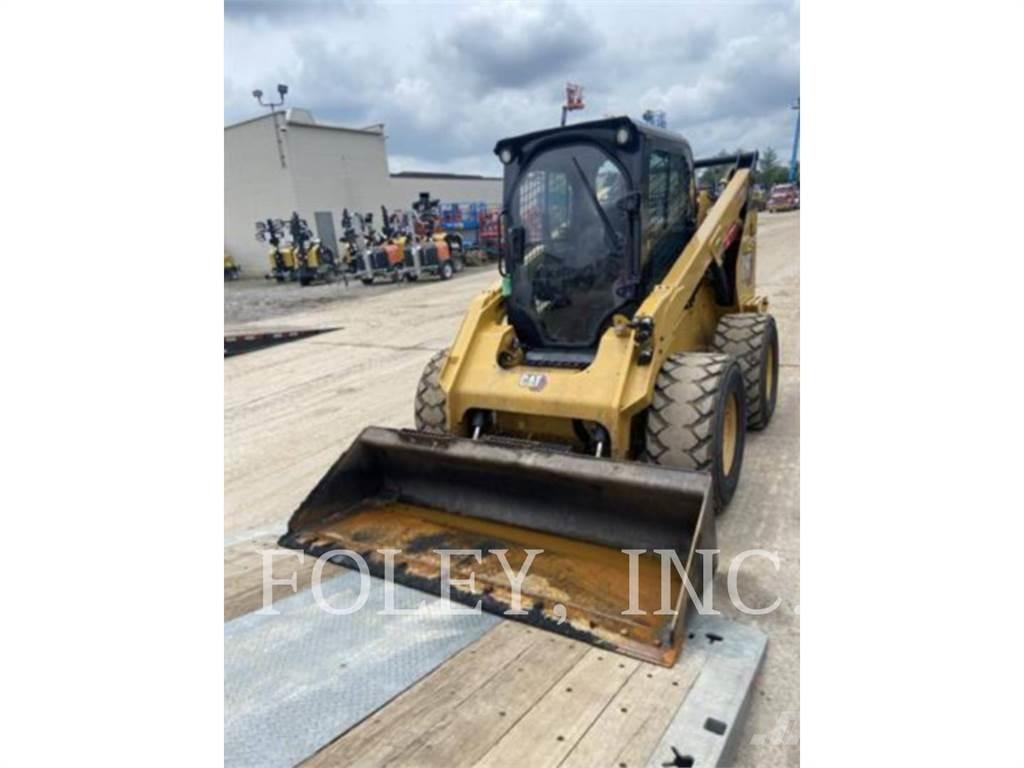 CAT 272D3XE Skid steer mini nakladalci
