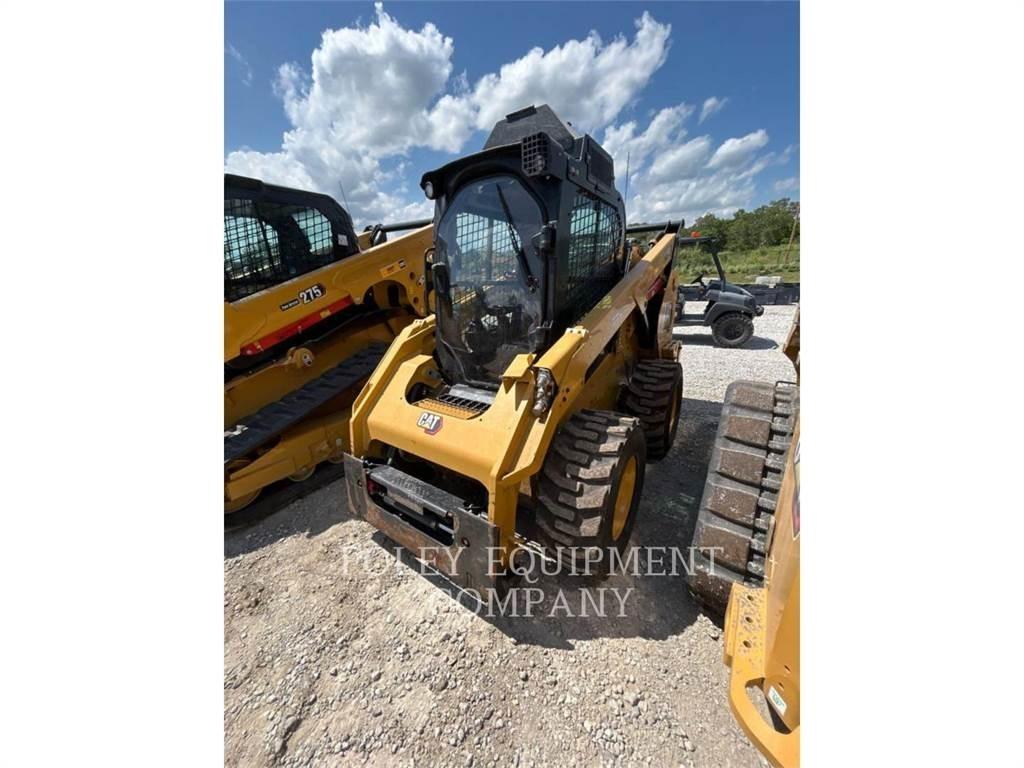 CAT 272D3XPS2C Skid steer mini nakladalci