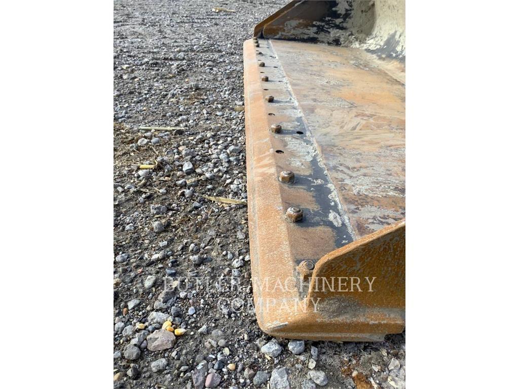 CAT 279D3 C3H2 Nakladalci goseničarji