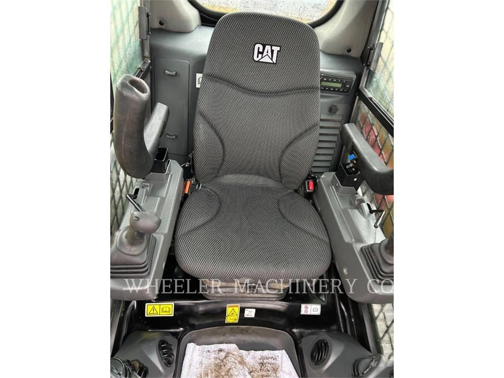 CAT 279D3 C3HF Nakladalci goseničarji