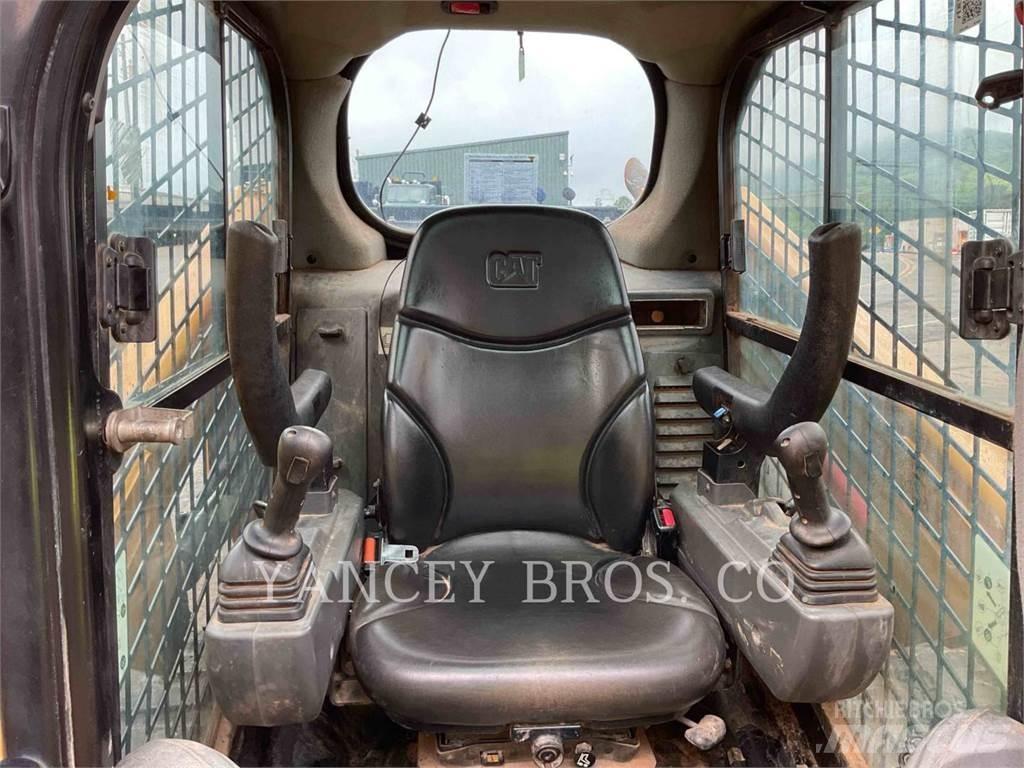 CAT 279D3 HF Skid steer mini nakladalci