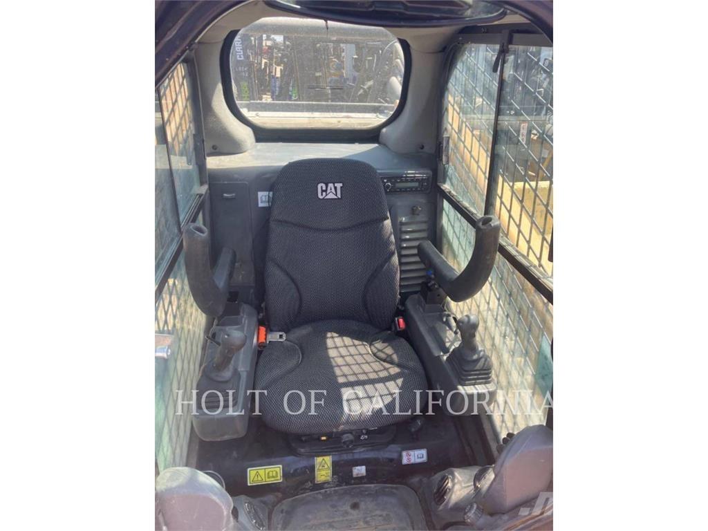 CAT 289 HF Skid steer mini nakladalci
