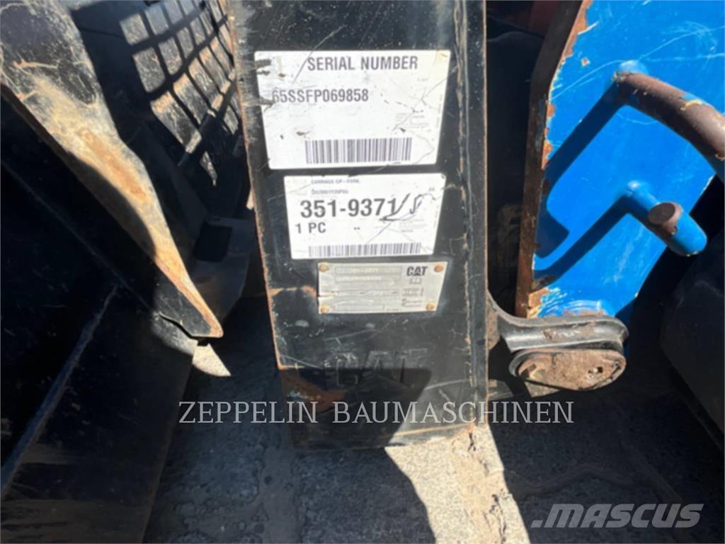 CAT 289D Skid steer mini nakladalci