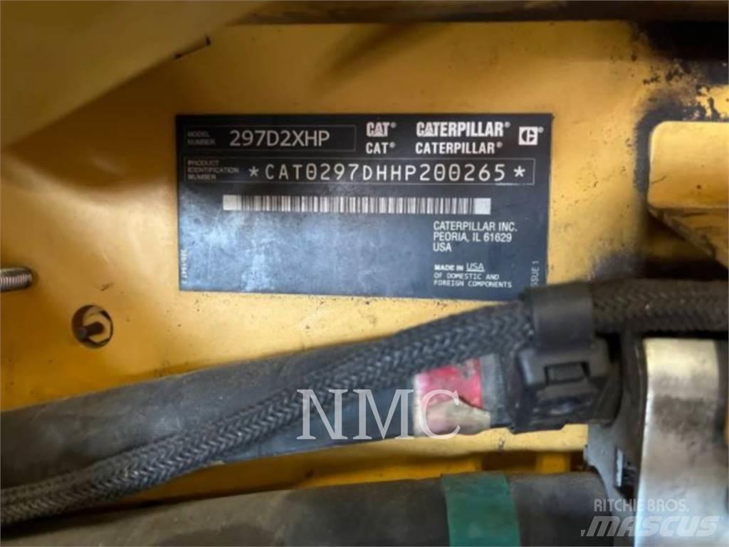 CAT 297D2 XHP Skid steer mini nakladalci