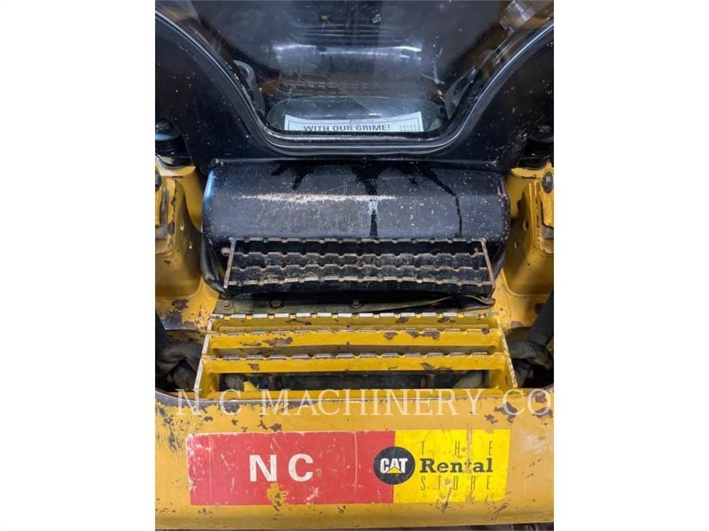 CAT 299D2 XHP Skid steer mini nakladalci