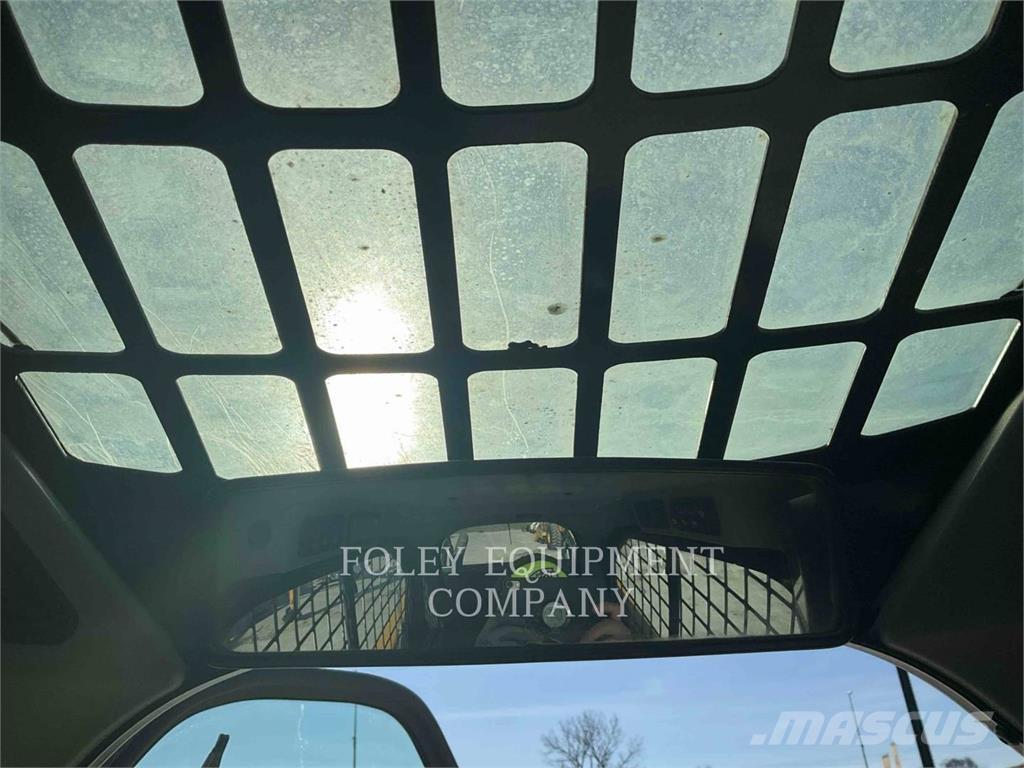 CAT 299D2STD2C Skid steer mini nakladalci