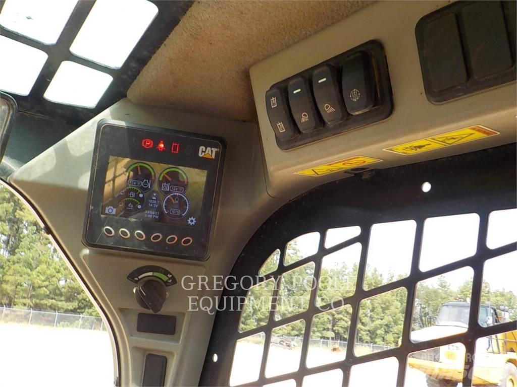 CAT 299D3 Skid steer mini nakladalci