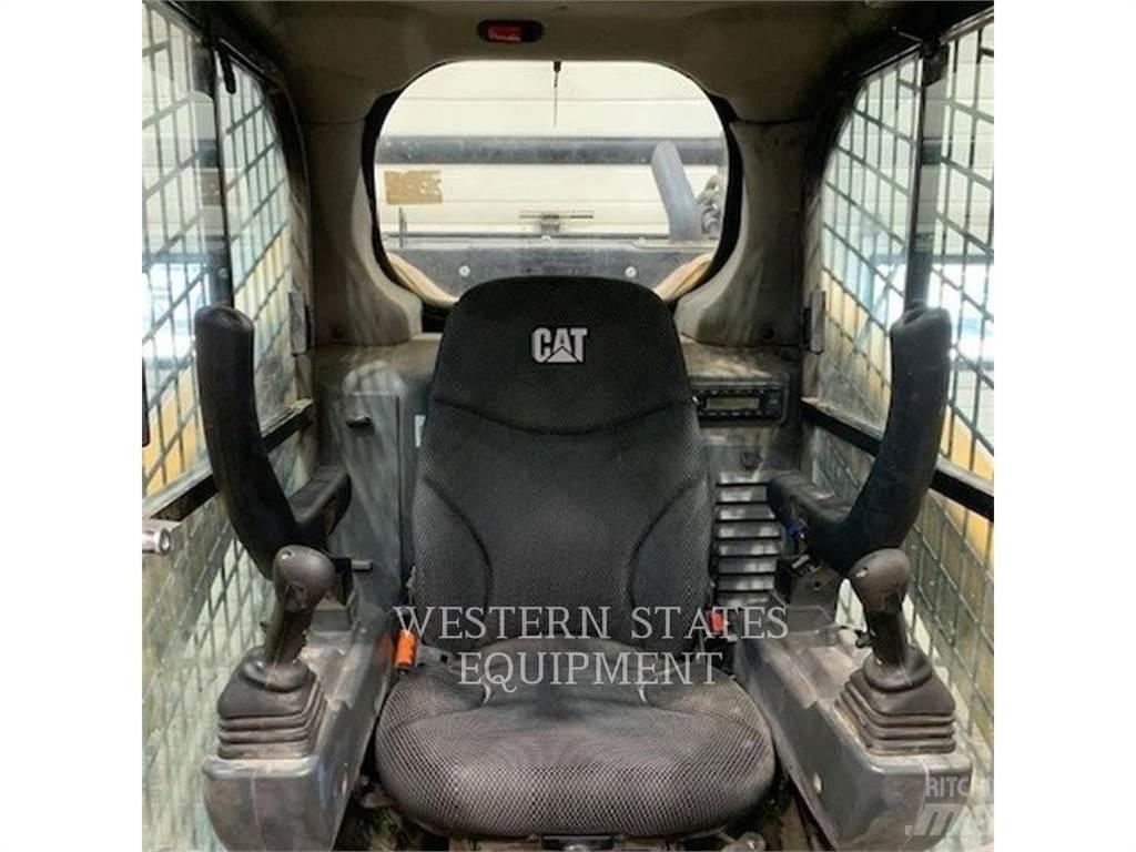 CAT 299D3 Skid steer mini nakladalci