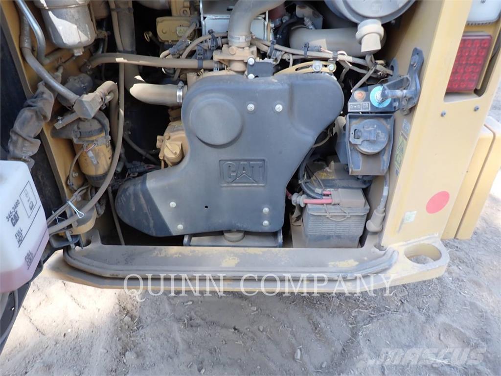 CAT 299D3 Skid steer mini nakladalci