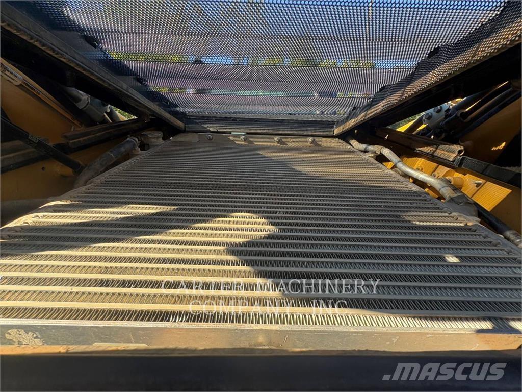 CAT 299D3 Skid steer mini nakladalci