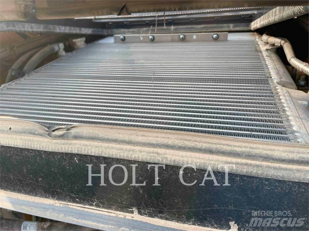 CAT 299D3_XPS Nakladalci goseničarji
