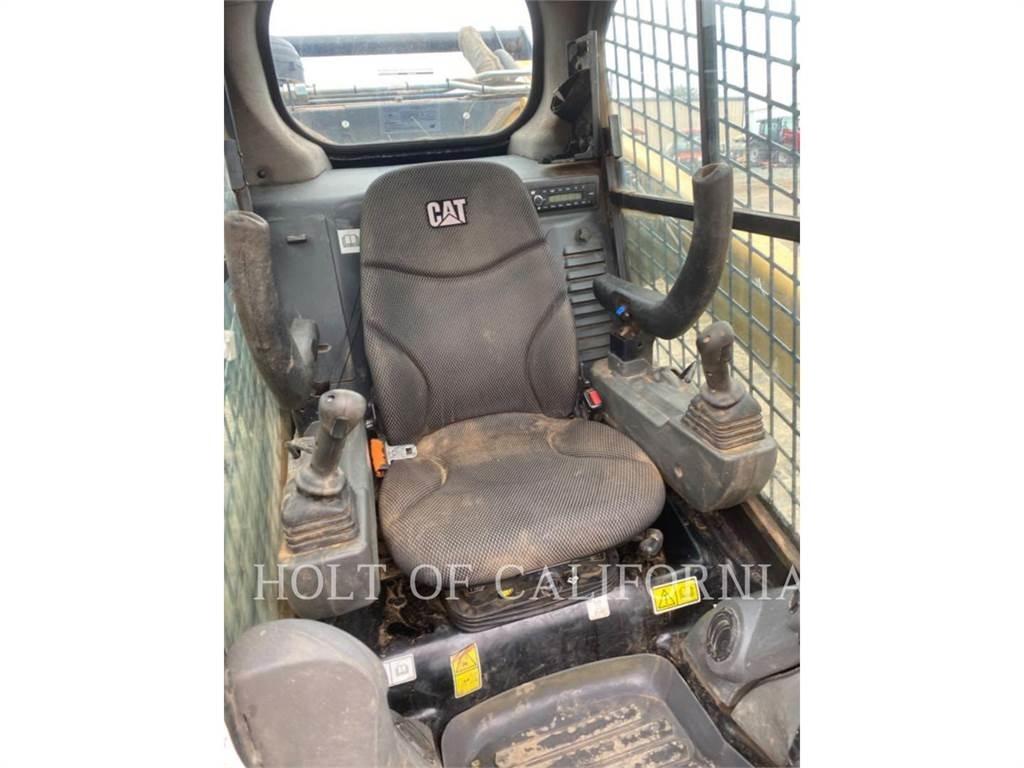 CAT 299D3XE Skid steer mini nakladalci