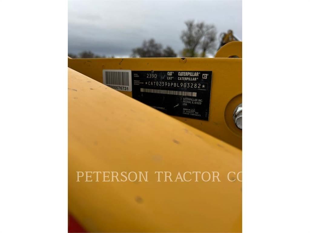 CAT 299D3XE Skid steer mini nakladalci