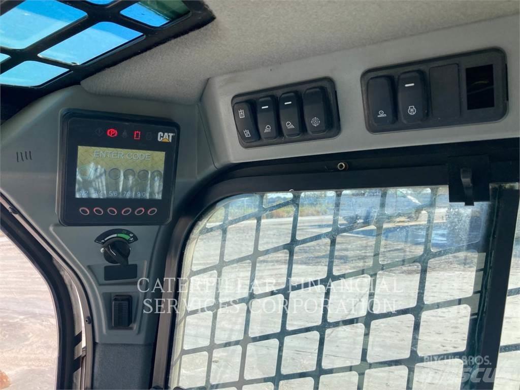 CAT 299D3XE Nakladalci goseničarji
