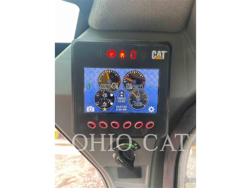CAT 299D3XE Skid steer mini nakladalci