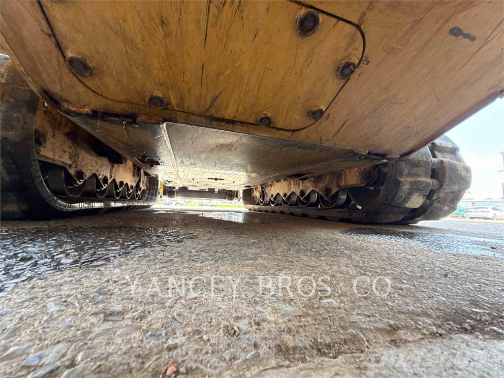 CAT 299D3XE Buldožerji goseničarji