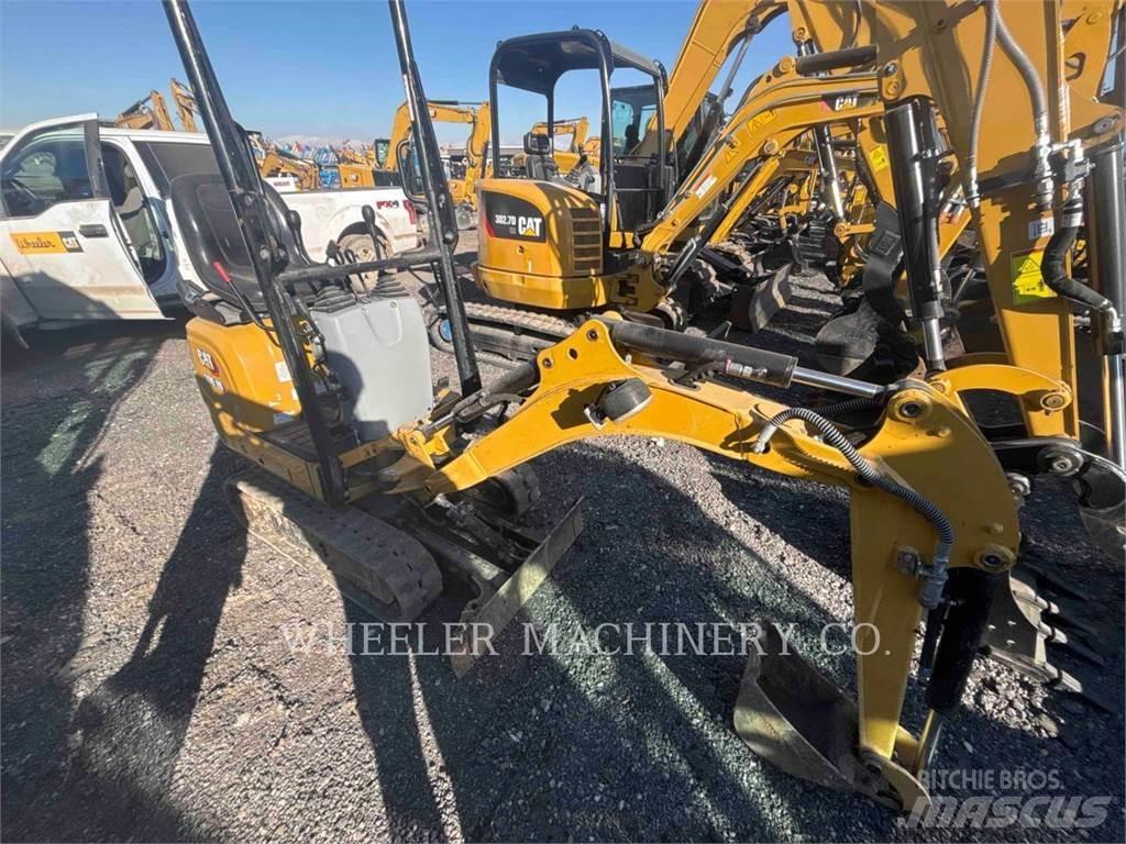 CAT 300.9D Bagri goseničarji