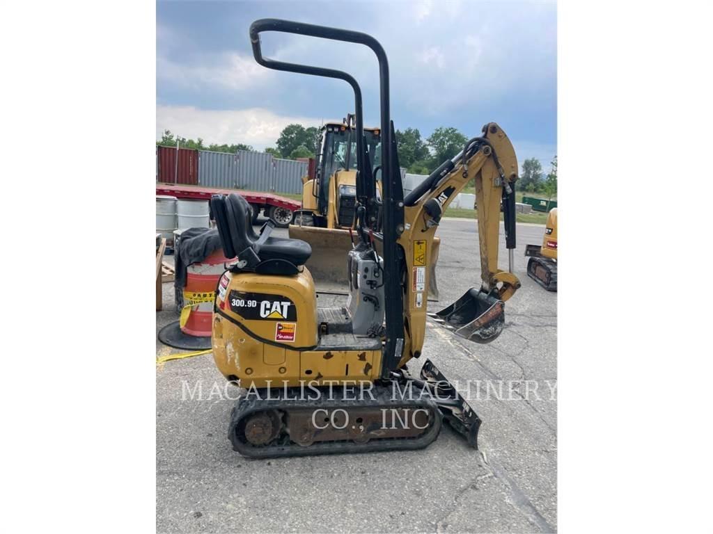 CAT 300.9D Bagri goseničarji