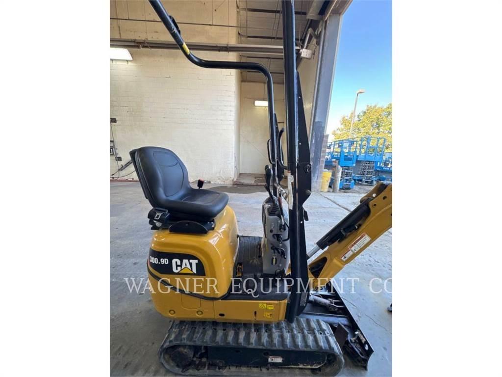 CAT 300.9D Bagri goseničarji