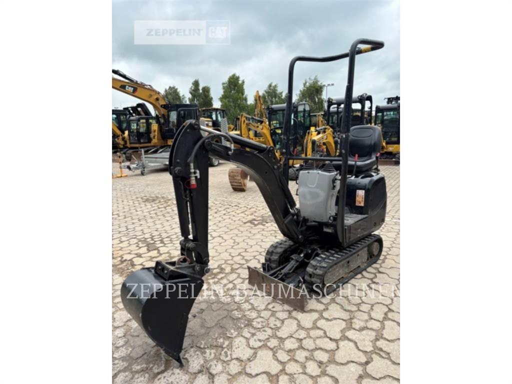 CAT 300.9D Bagri goseničarji