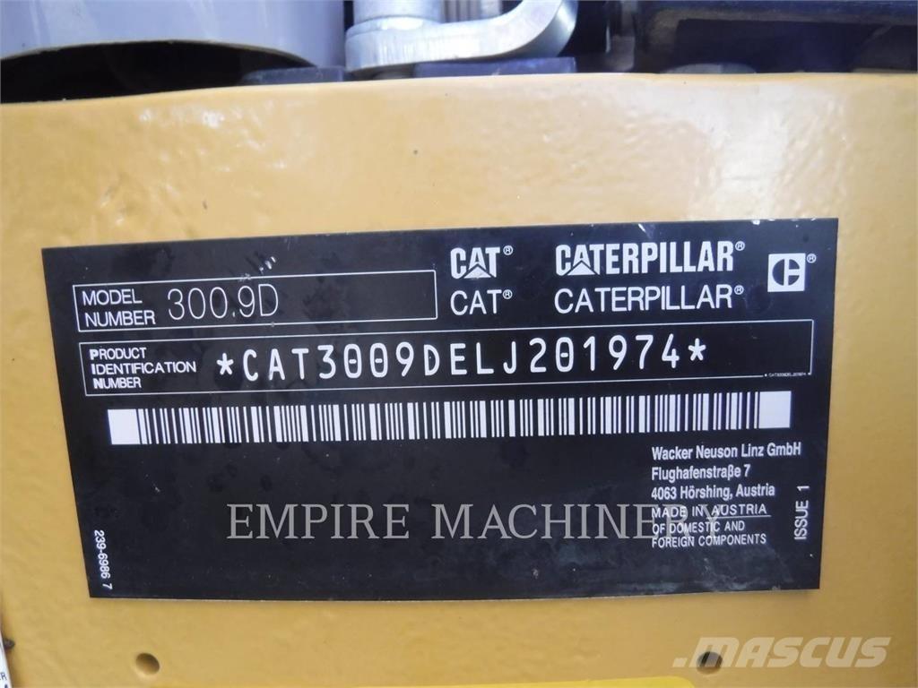 CAT 300.9D Bagri goseničarji