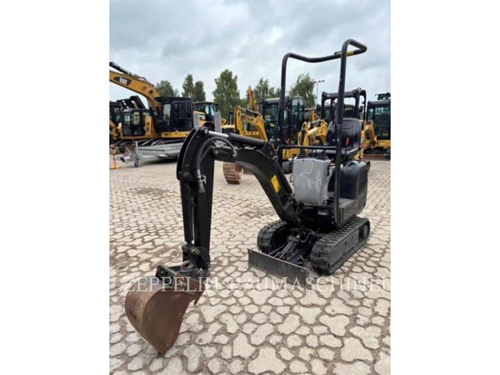 CAT 300.9D Bagri goseničarji