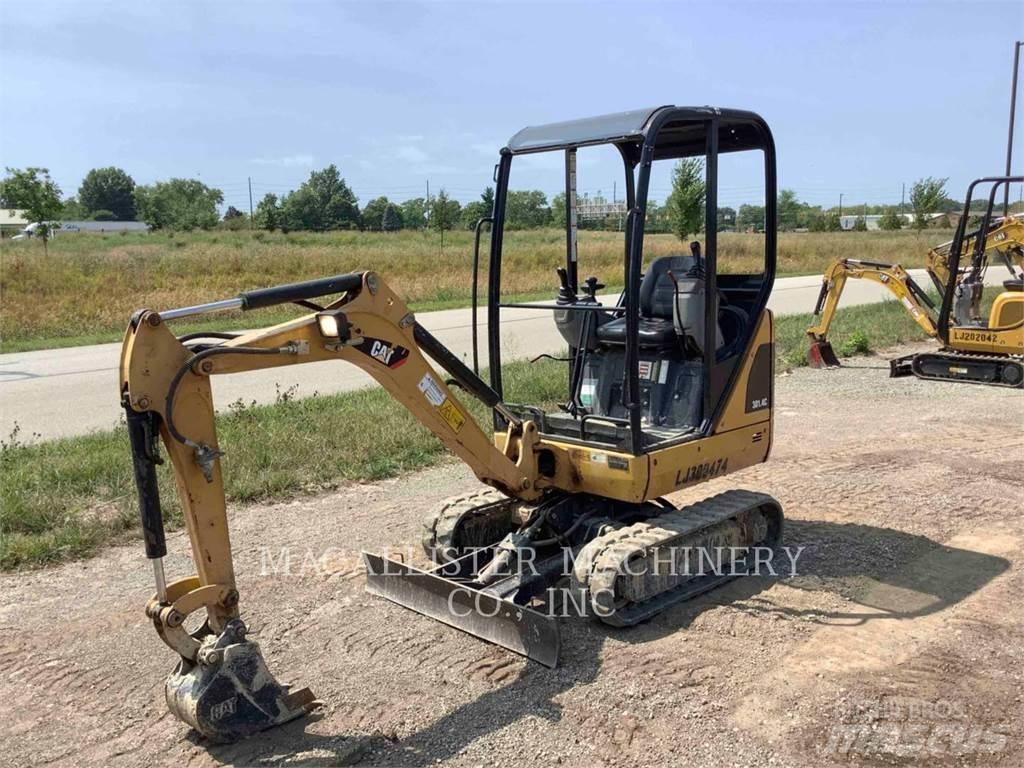 CAT 301.4C Bagri goseničarji