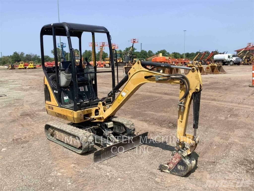 CAT 301.4C Bagri goseničarji
