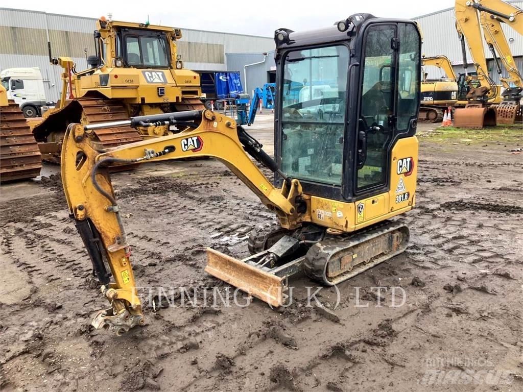 CAT 301.6 Bagri goseničarji