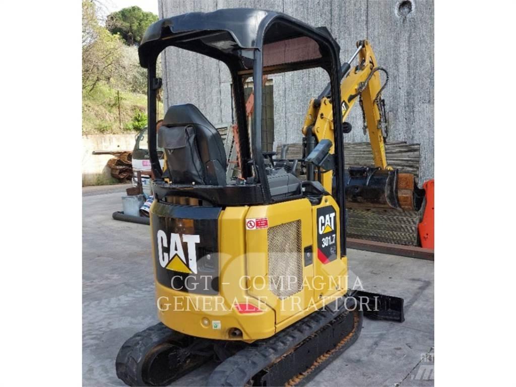 CAT 301.7 Bagri goseničarji