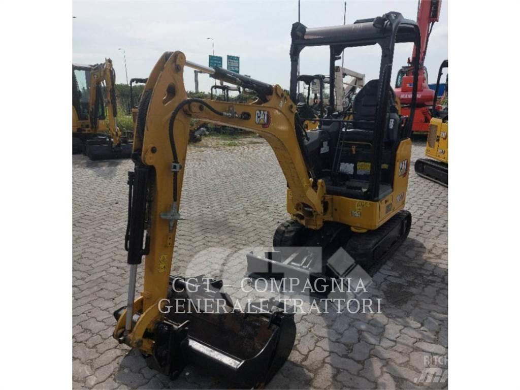 CAT 301.7 Bagri goseničarji