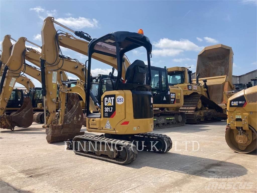 CAT 301.705 Bagri goseničarji