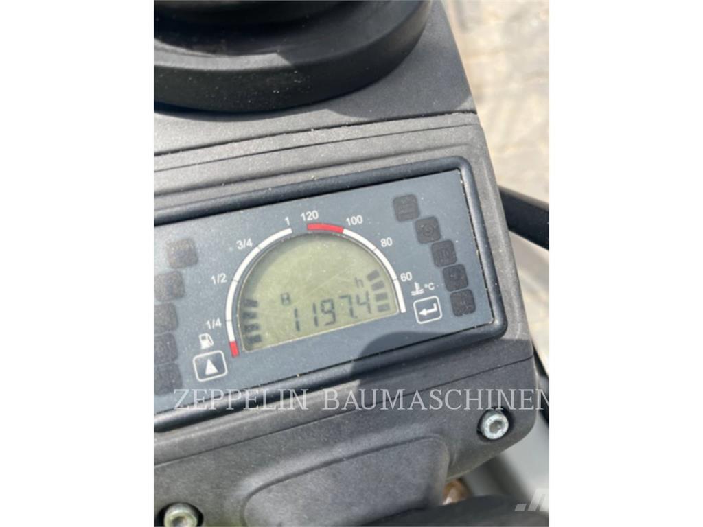 CAT 301.7D Bagri goseničarji