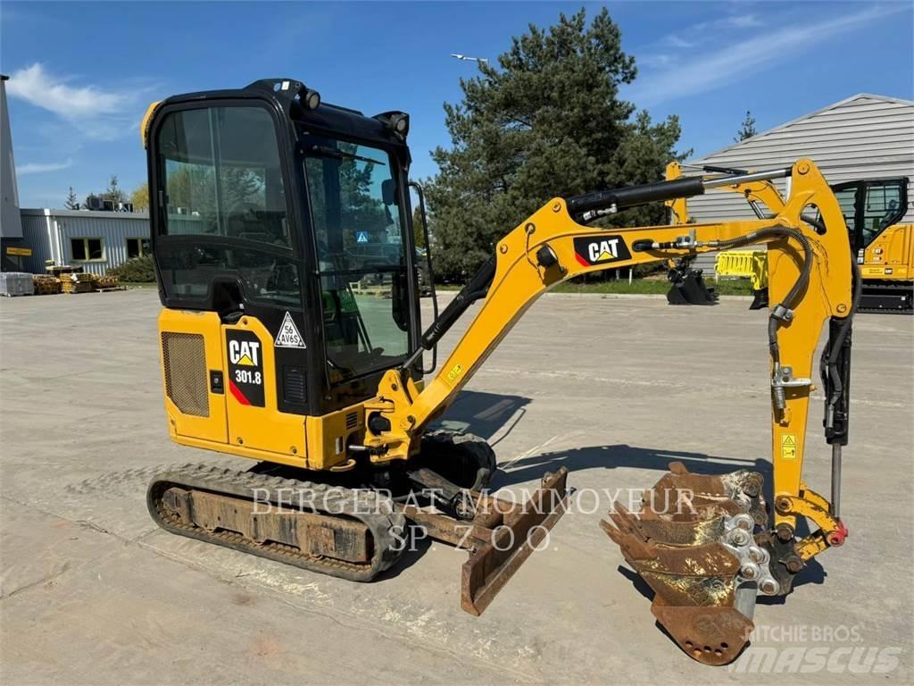 CAT 301.8 Bagri goseničarji