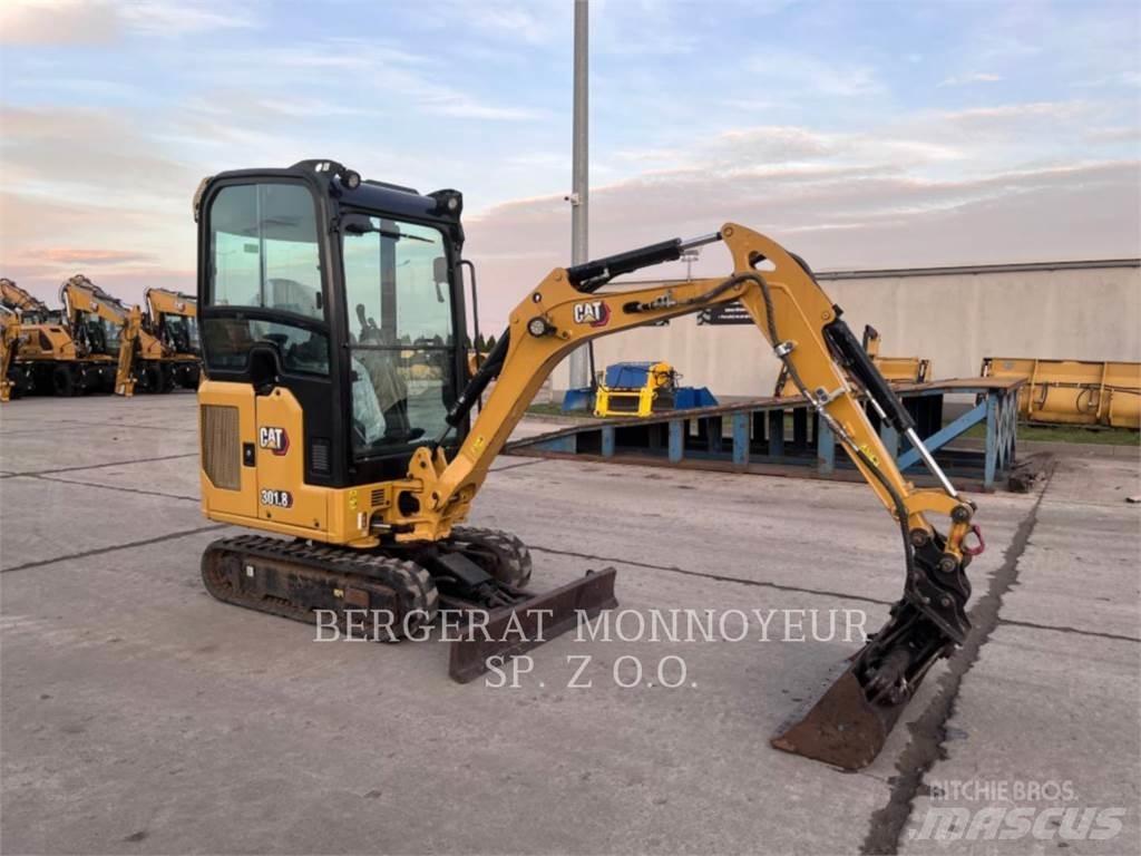 CAT 301.8 Bagri goseničarji