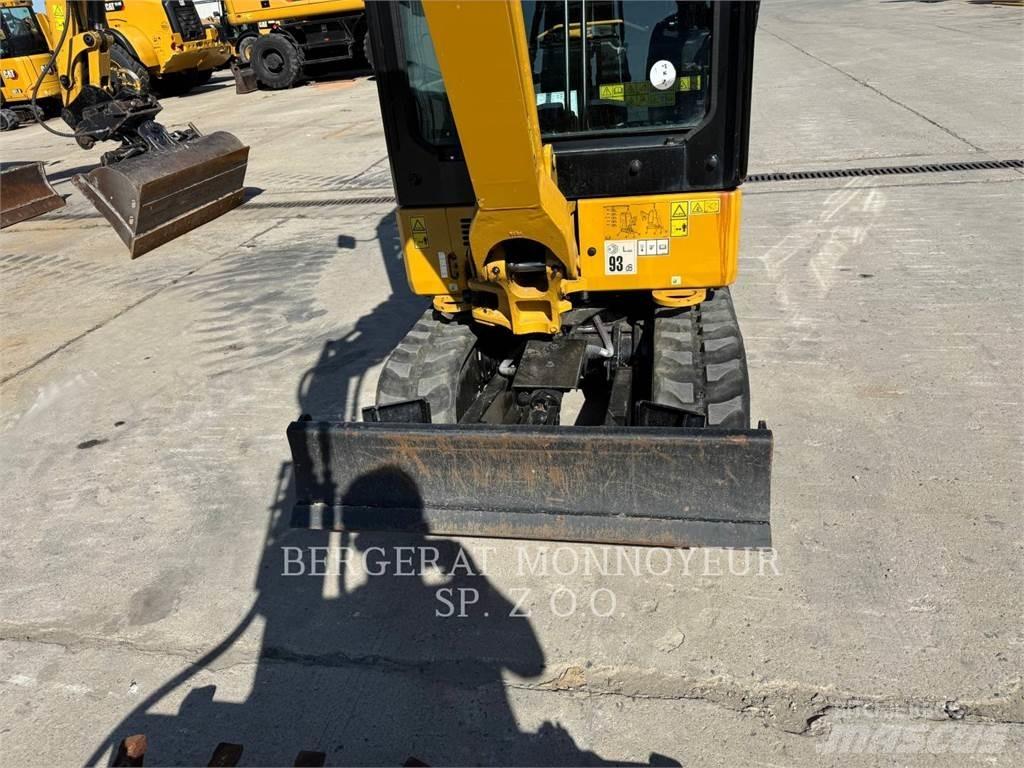 CAT 301.8 Bagri goseničarji