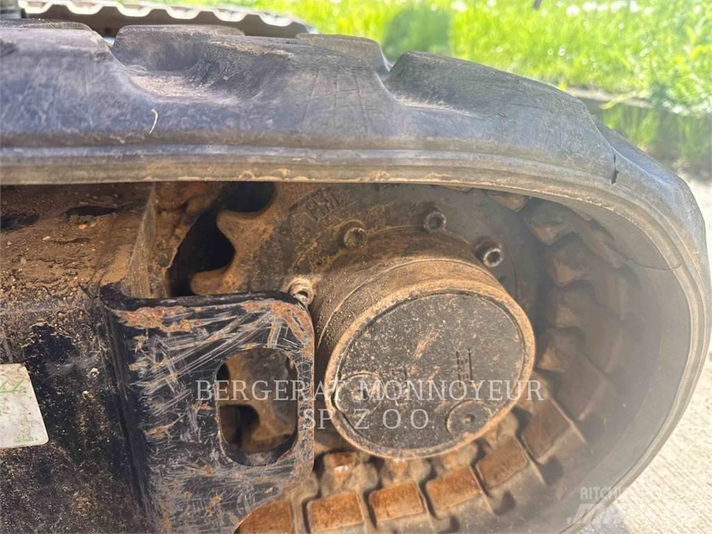 CAT 301.8 Bagri goseničarji