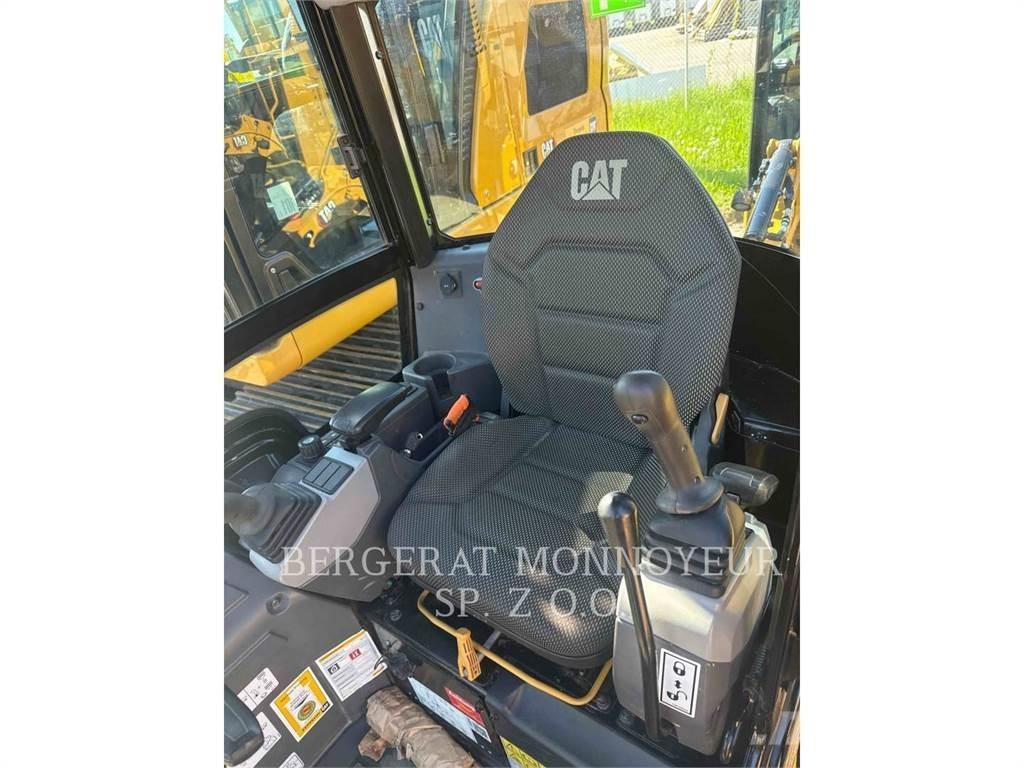 CAT 301.8 Bagri goseničarji