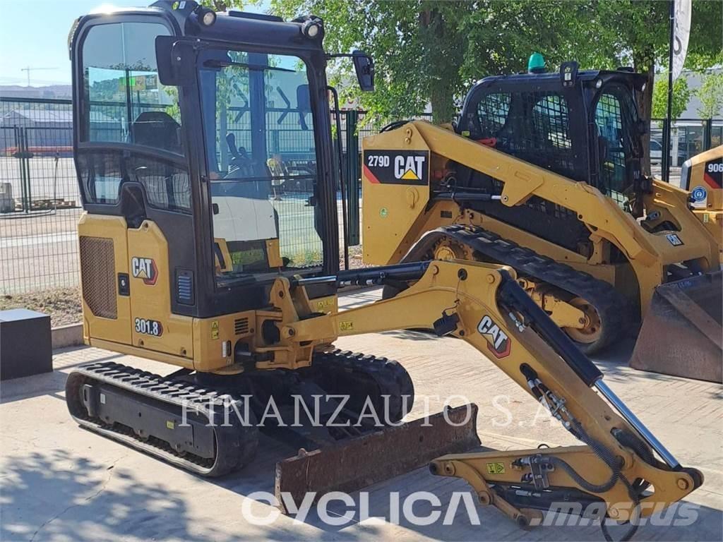 CAT 301.8 Bagri goseničarji